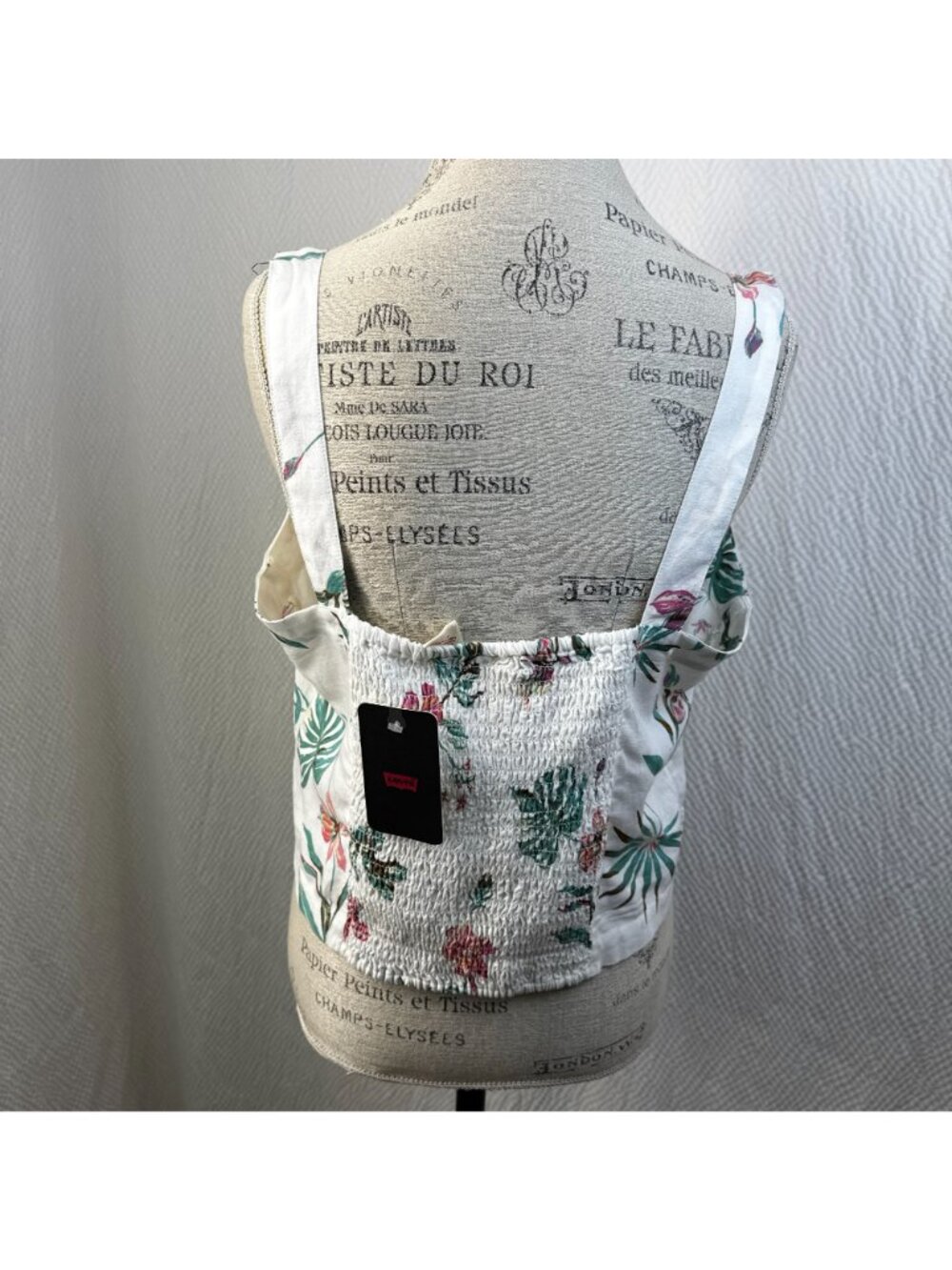 Levis Womens Floral Button-Front Tank Top Smocked Back Levi's Linen Lottie Top - Picture 3 of 7
